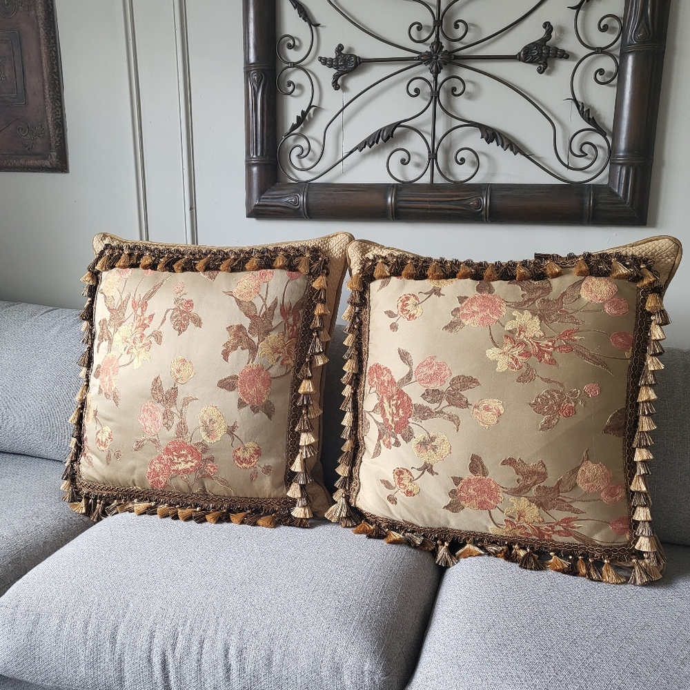 XL Aubusson Style Embroiderd Pillow Covers with Floral and Tassel 28 x‎ 28